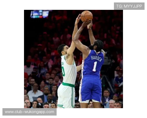 塔图姆三分命中率提升显著 拉开与哈登关键时刻差距